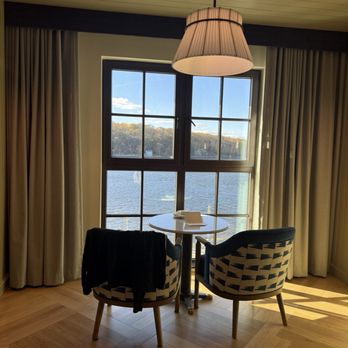 Delamar Mystic - Room - Hotels Near Me - Mystic, Connecticut Delamar Mystic - Room - Hotels Near Me - Mystic, Connecticut