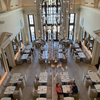 The Dining Room at RH Indianapolis - New American Near Me - Indianapolis, Indiana The Dining Room at RH Indianapolis - New American Near Me - Indianapolis, Indiana