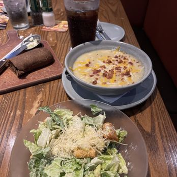 Outback Steakhouse - Lunch Soup and Salad Combo - Steakhouses Near Me - Port Charlotte, Florida