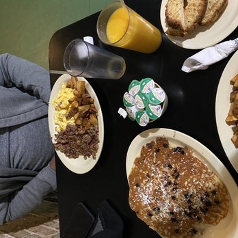 Bisbee Breakfast Club - American Near Me - Bisbee, Arizona
