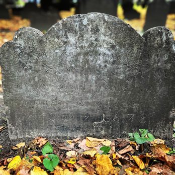King's Chapel Burying Grounds - Hard to see but this headstone is from 1678!! (Bottom corner) - Churches Near Me - Boston, Massachusetts King's Chapel Burying Grounds - Hard to see but this headstone is from 1678!! (Bottom corner) - Churches Near Me - Boston, Massachusetts