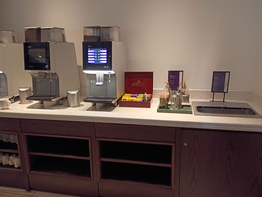 No1 Lounge at Heathrow Airport Terminal 3 by null