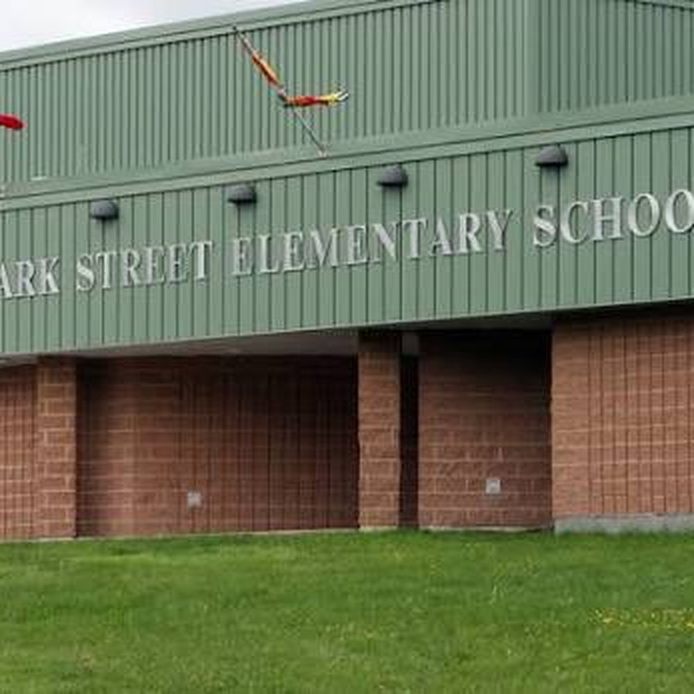 Park Street - School exterior - Elementary Schools Near Me - Fredericton, New Brunswick Park Street - School exterior - Elementary Schools Near Me - Fredericton, New Brunswick