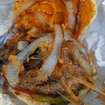 Paradise Pup - Char cheddar burger - Fast Food Near Me - Des Plaines, Illinois Paradise Pup - Char cheddar burger - Fast Food Near Me - Des Plaines, Illinois