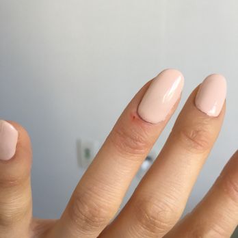 Nails On Yonge - Nail Salons Near Me - Toronto, Ontario