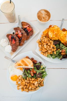 Popping Yolk Cafe by null