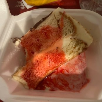 Cielito Lindo Restaurant - Tres leches cake supposedly disgusting looks like someone took a bit out of it they don't check the order it's not like they busy - Mexican Near Me - Waller, Texas