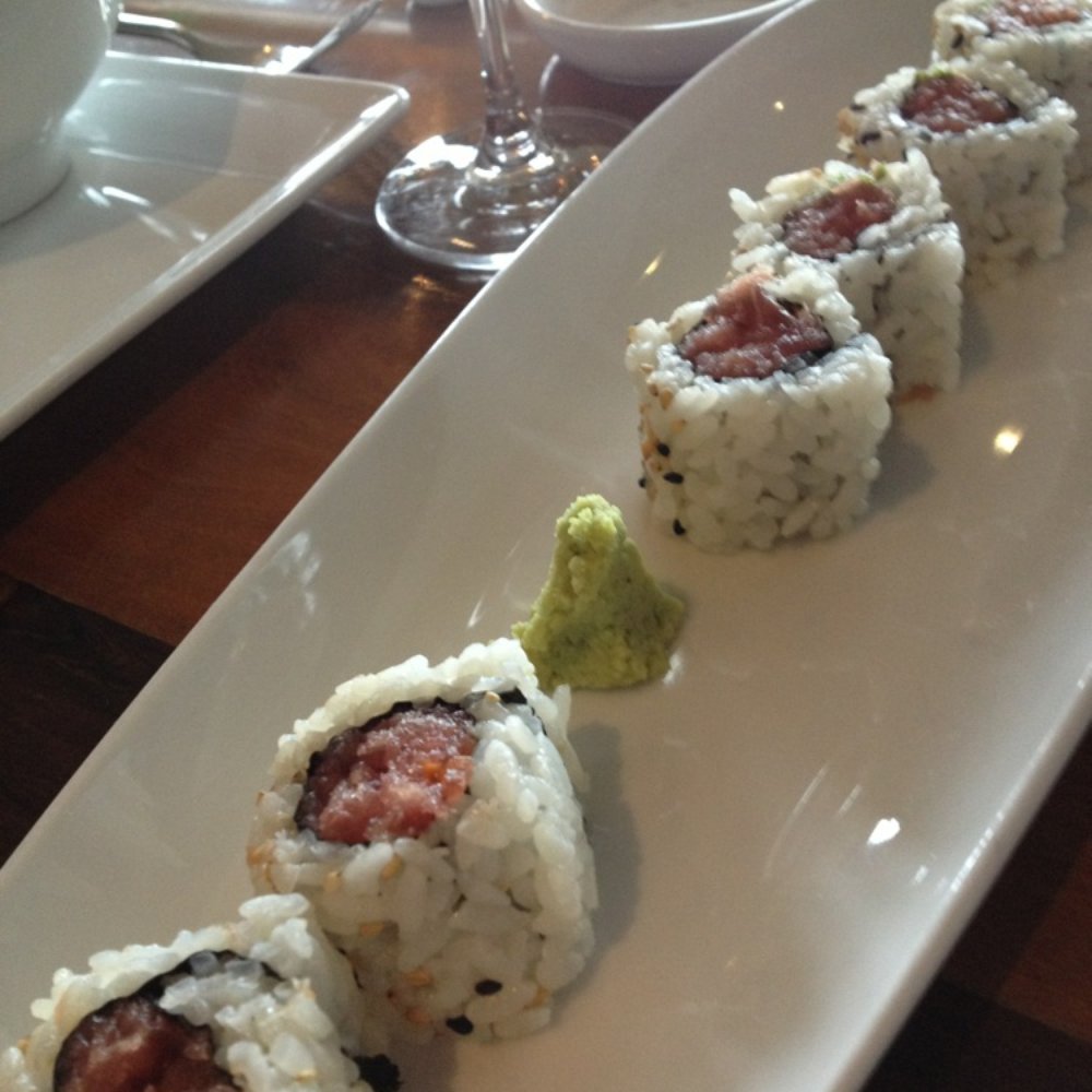 Morimoto Napa - Spicy tuna roll. - Japanese Near Me - Napa, California