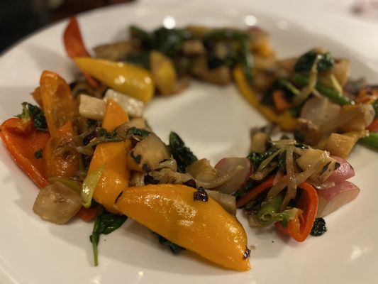 Alouette Bistro by null