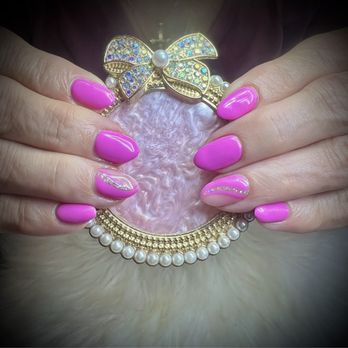 La Belle Nail Spa - I go to Le Belle nails spa and I have been going there for years and they are a very experienced manicurist. - Nail Salons Near Me - Staten Island, New York La Belle Nail Spa - I go to Le Belle nails spa and I have been going there for years and they are a very experienced manicurist. - Nail Salons Near Me - Staten Island, New York