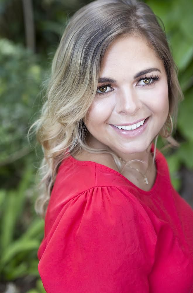 STEPHANIE BOWIE ROVI HOMES Contact Agent Lakewood Ranch, Florida Real Estate Agents