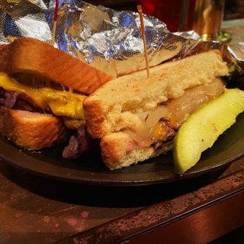Penguin Hotel & Bar - Roast Beef and Cheddar - New American Near Me - Stevens, Pennsylvania Penguin Hotel & Bar - Roast Beef and Cheddar - New American Near Me - Stevens, Pennsylvania