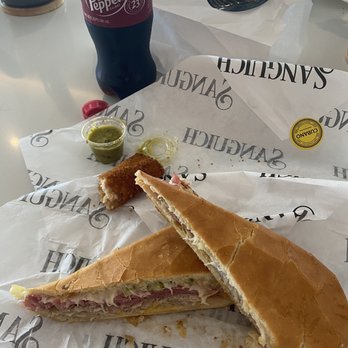 Sanguich - Cubano sandwich con croqueta - Cuban Near Me - Miami, Florida Sanguich - Cubano sandwich con croqueta - Cuban Near Me - Miami, Florida