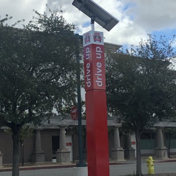 Target - Curb service at Target - Department Stores Near Me - Thousand Oaks, California