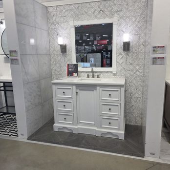 Floor & Decor - Bathroom display - Home Decor Near Me - San Antonio, Texas Floor & Decor - Bathroom display - Home Decor Near Me - San Antonio, Texas