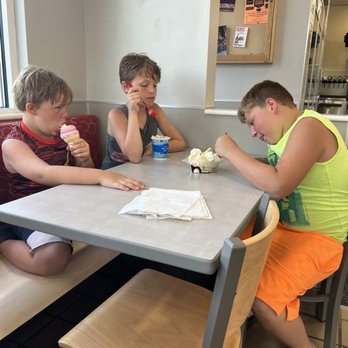 Dairy Queen Grill & Chill - Fast Food Near Me - Greenfield, Indiana Dairy Queen Grill & Chill - Fast Food Near Me - Greenfield, Indiana