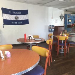 Pupuseria Y Restaurante Salvadoreño