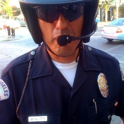 Los Angeles Police Department - Officer Benavdes Is Hot On The Case!