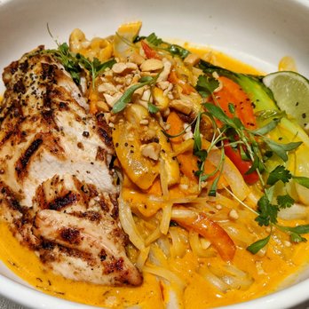 SŌW Plated - Chicken Pad Thai - New American Near Me - Upper Arlington, Ohio SŌW Plated - Chicken Pad Thai - New American Near Me - Upper Arlington, Ohio