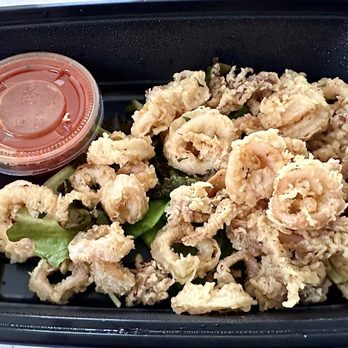 La Speranza Restaurant - Crispy and tasty, the fried calamari was a winner. - Italian Near Me - Rockville, Maryland La Speranza Restaurant - Crispy and tasty, the fried calamari was a winner. - Italian Near Me - Rockville, Maryland