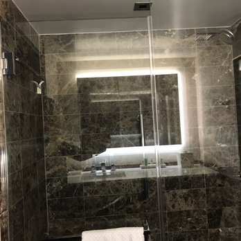 Hilton McLean Tysons Corner - Hotels Near Me - Mclean, Virginia