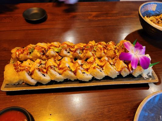 Sachi Sushi & KungFu Noodle by null