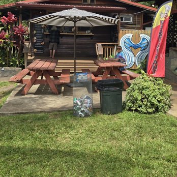 The Magic Oven - Picnic tables and gazebos seating are available for enjoy their delicious offerings. - Pizza Near Me - Haiku, Hawaii The Magic Oven - Picnic tables and gazebos seating are available for enjoy their delicious offerings. - Pizza Near Me - Haiku, Hawaii