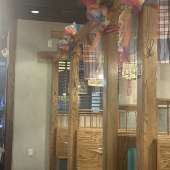 Mae Ornnit Thai Kitchen - Inside area - Thai Near Me - Annandale, Virginia