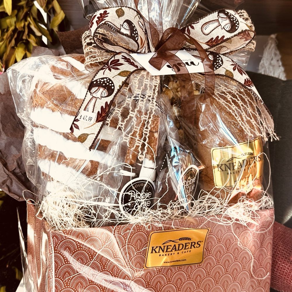 Kneaders Bakery & Cafe - Cafes Near Me - Pleasant Grove, Utah