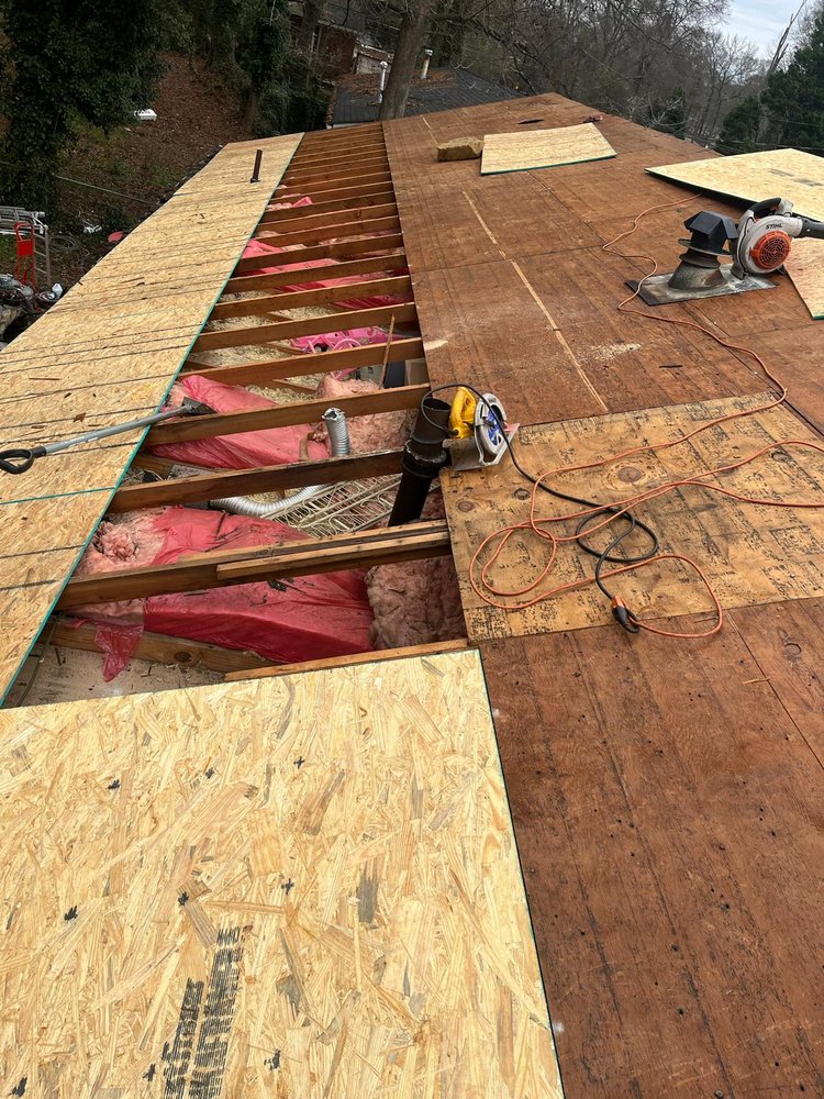 Slide of Ponce's Exterior