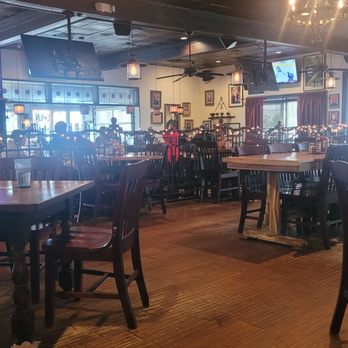 Poe's Tavern - Burgers Near Me - Atlantic Beach, Florida