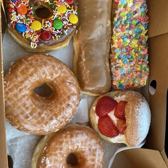The Donut Hole - Donuts Near Me - La Puente, California The Donut Hole - Donuts Near Me - La Puente, California