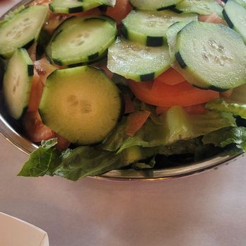 Cajun Crack'n - Side salad, nice portion. - Seafood Near Me - Milpitas, California