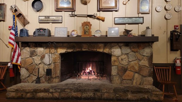 Cracker Barrel Old Country Store by null