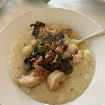 Balboa Cafe - Brunch shrimp and grits - Bars Near Me - San Francisco, California Balboa Cafe - Brunch shrimp and grits - Bars Near Me - San Francisco, California