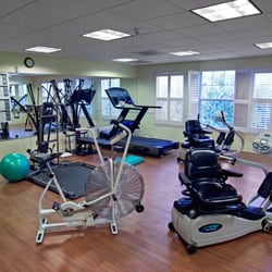 Belmont Village Senior Living - Green Hills - Center for Life Enhancement on-site fitness center. Professionally managed; wellness programs and therapy services available.