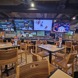 Buffalo Wild Wings - Bar seating