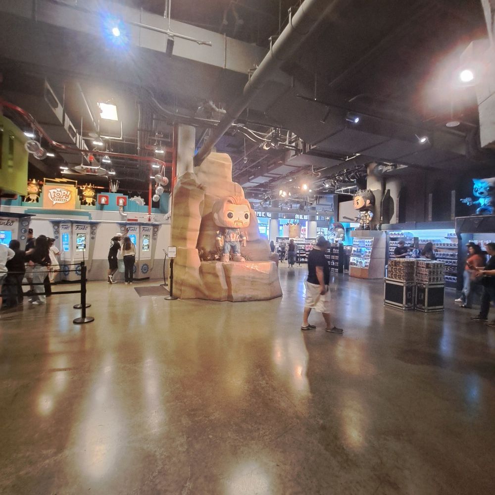 Funko - Big and spacious so folks don't have to be all on top of each other. As a lover of personal space, I dig this. - Toy Stores Near Me - Los Angeles, California