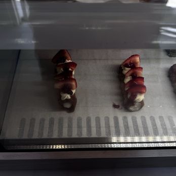Bubble & Butter - Patisserie/Cake Shop Near Me - Chula Vista, California