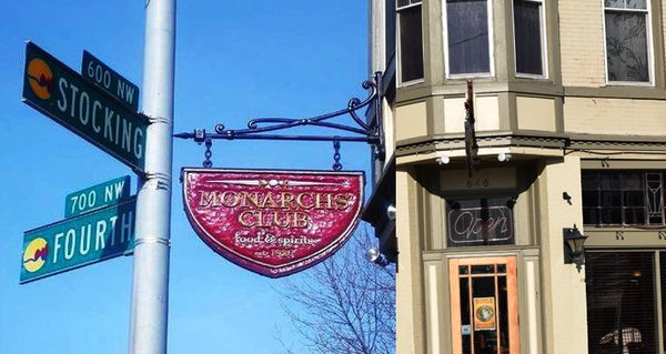 Monarchs' Corner Bar by null