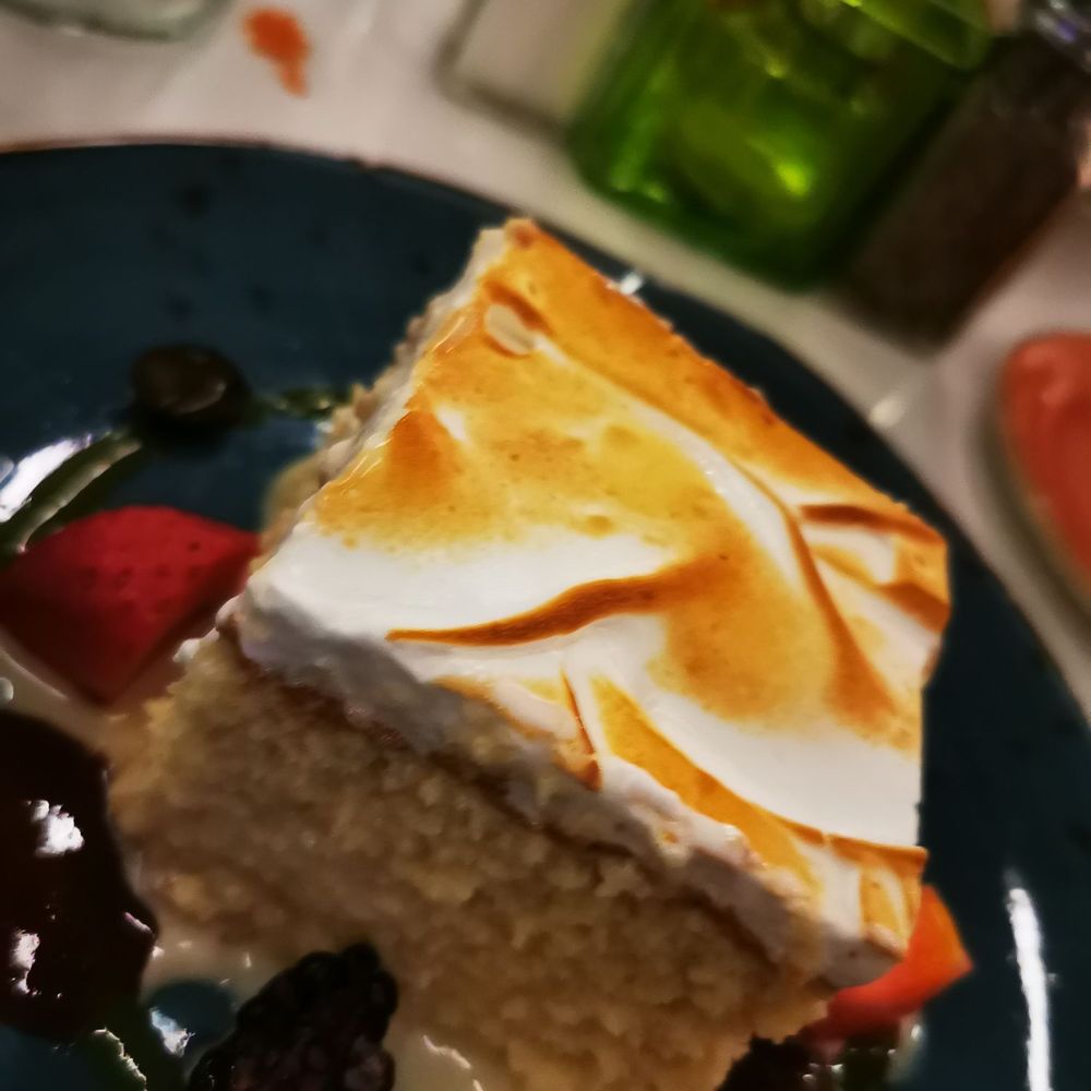 Urbe - Tres Leche cake - Mexican Near Me - Houston, Texas