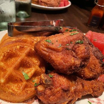 Yardbird - Chicken & Waffles gluten free, perfectly cooked - Southern Near Me - Dallas, Texas Yardbird - Chicken & Waffles gluten free, perfectly cooked - Southern Near Me - Dallas, Texas