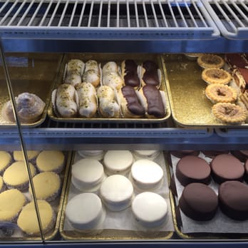 La Strada Bakery - Bakeries Near Me - Woodbridge, Ontario