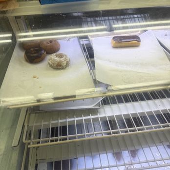 Laury's Bakery & Cake - Bakeries Near Me - Oak Park, Illinois Laury's Bakery & Cake - Bakeries Near Me - Oak Park, Illinois