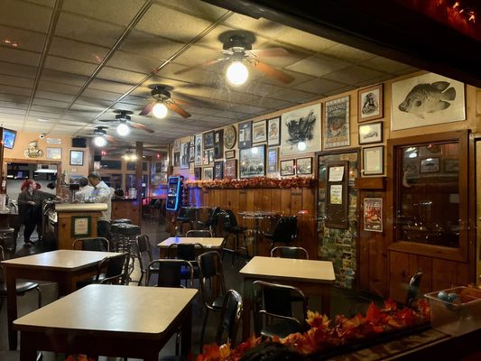 City View Tavern by null