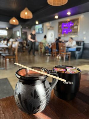 Clandestino Gastro-Bar by null