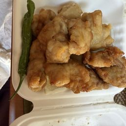 Crispy Chicken Karaage (but was not crispy when delivered) Crispy Chicken Karaage (but was not crispy when delivered)