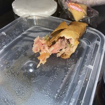 Grandview Palace - 4 Piece Pork Egg Roll - Chinese Near Me - Pasadena, California