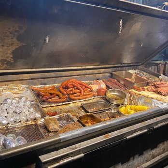 Hard Eight BBQ - Barbeque Near Me - The Colony, Texas