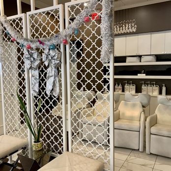 The Hair Bar - 12/14/22: hair washing area - Hair Salons Near Me - Southlake, Texas The Hair Bar - 12/14/22: hair washing area - Hair Salons Near Me - Southlake, Texas